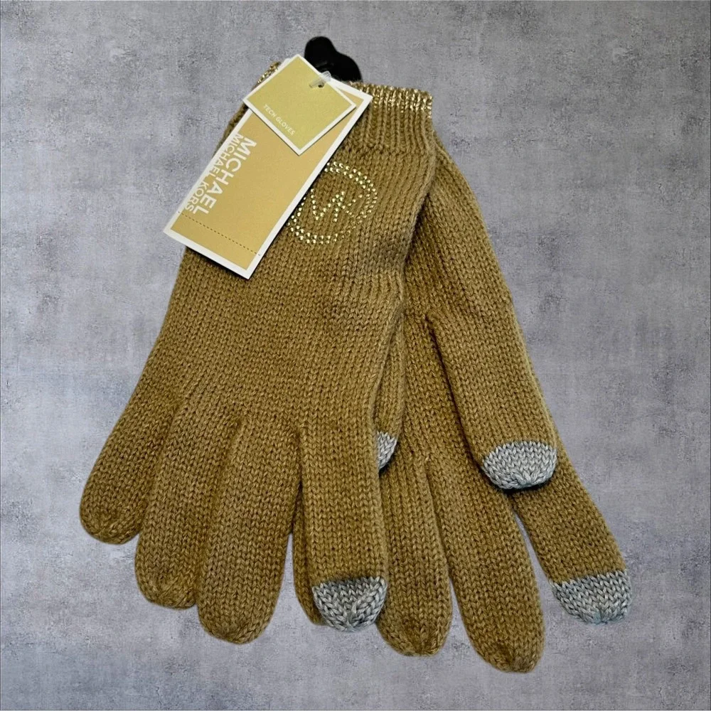 Michael‎ Kors Tech Gloves Womens O/S Camel New Rhinestone Logo Knit Touchscreen